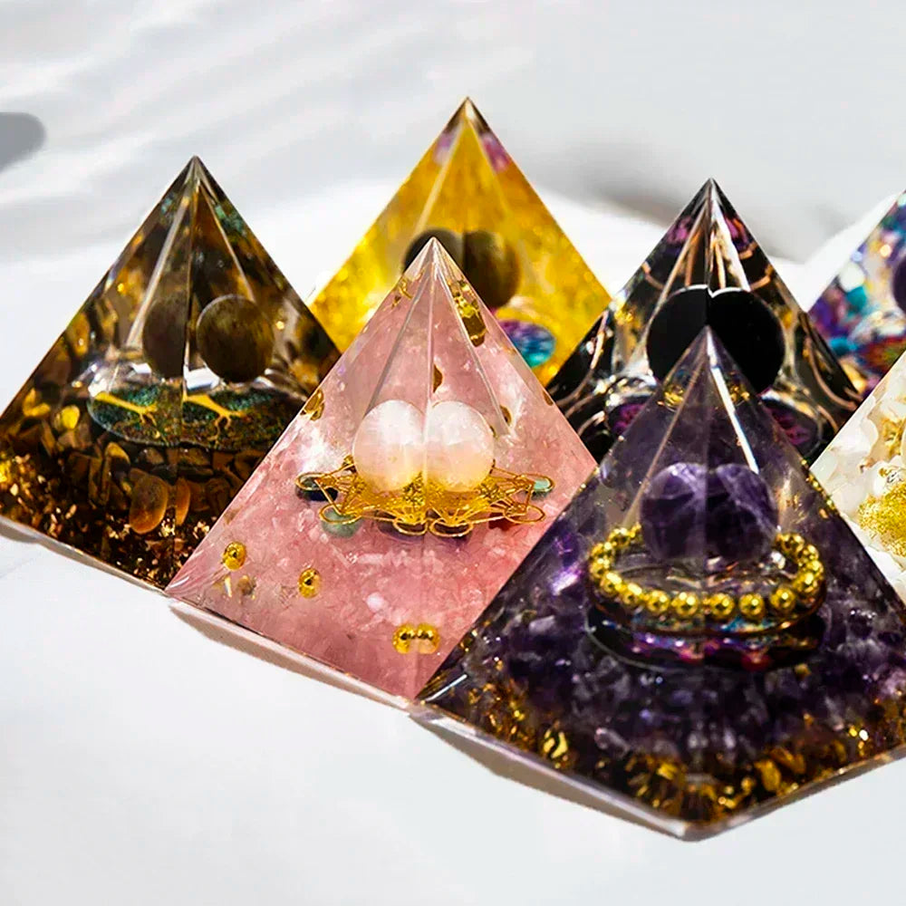 5Cm Natural Crystal Energy Generator Pyramid Peridot Amethyst Reiki Healing Chakra Resin Pyramid Egyptian Decor Room Decoration