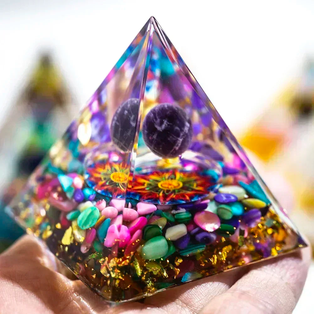 5Cm Natural Crystal Energy Generator Pyramid Peridot Amethyst Reiki Healing Chakra Resin Pyramid Egyptian Decor Room Decoration